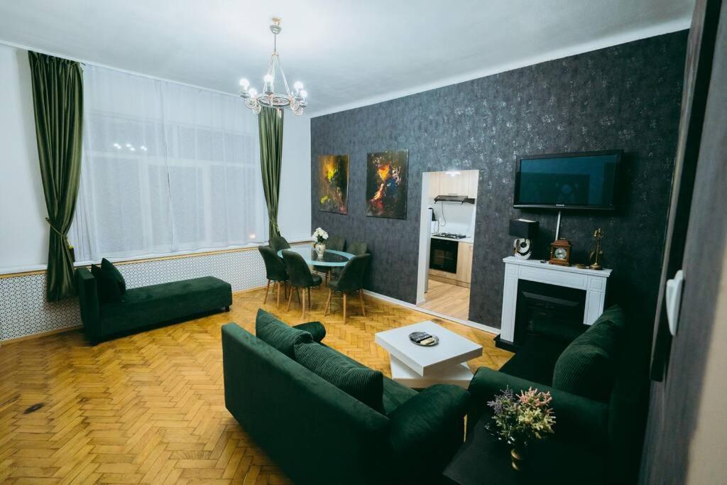 House Of Art Apartment บูคาเรสต์ ภายนอก รูปภาพ